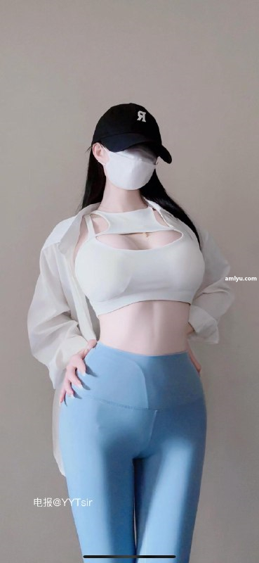 图片[1]-抖音 社恐的小美 微密圈  NO.005期 【11P7V】最新至：2024.6.9-微密空间-全网最全抖音网红铁粉空间写真