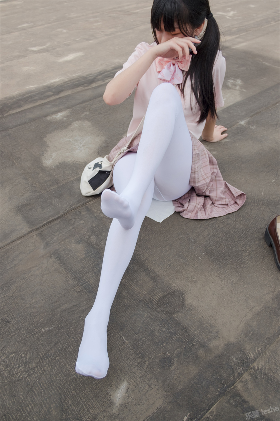 森萝财团 – [BETA-001] [91P]-微密空间-全网最全抖音网红铁粉空间觅圈