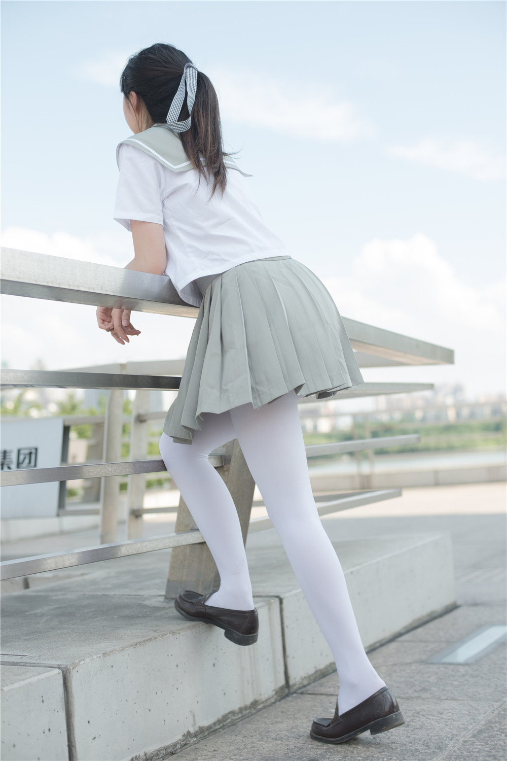 森萝财团 R15-026 [79P]-微密空间-全网最全抖音网红铁粉空间写真