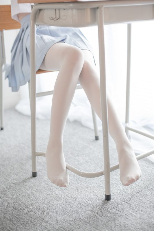 森萝财团 R15-027 [95P]-微密空间-全网最全抖音网红铁粉空间觅圈