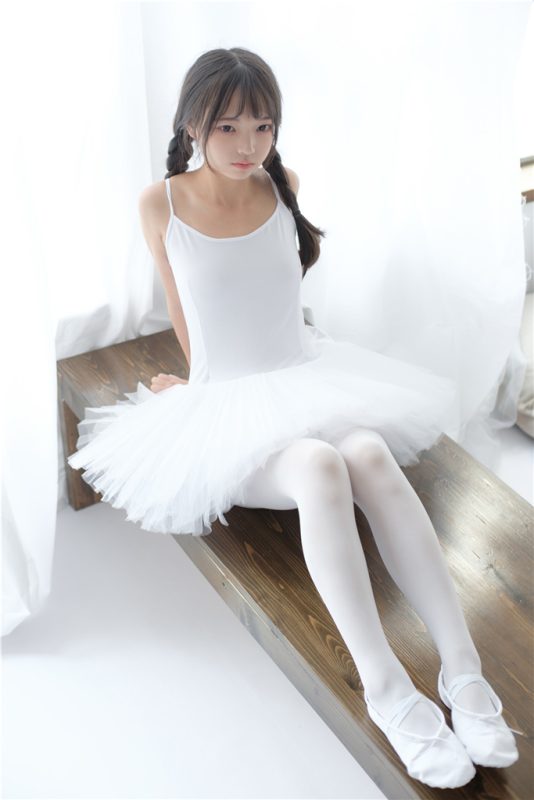 森萝财团 X-042 [115P1V]-微密空间-全网最全抖音网红铁粉空间觅圈