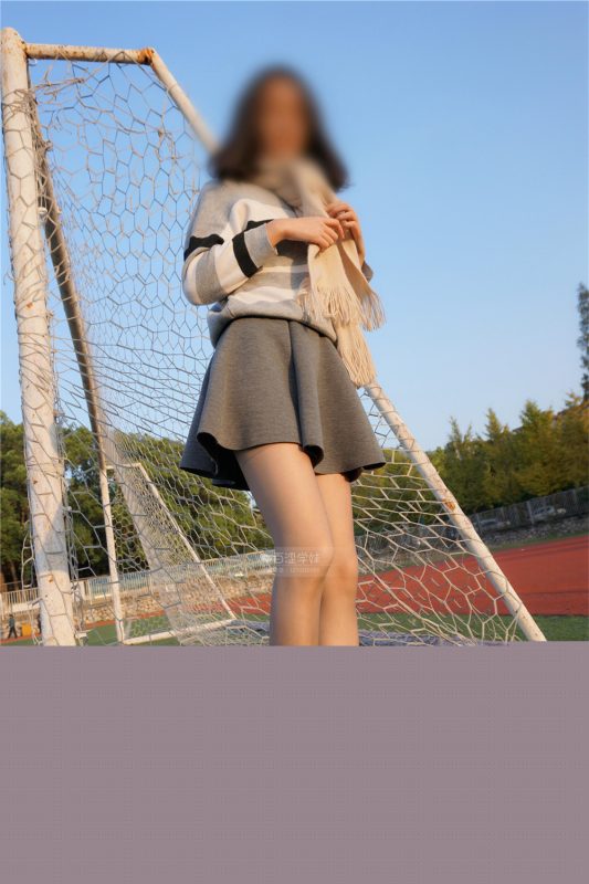 [妖精视觉] NO.071 糖糖 绿茵场的灰丝 [61P]-微密空间-全网最全抖音网红铁粉空间觅圈