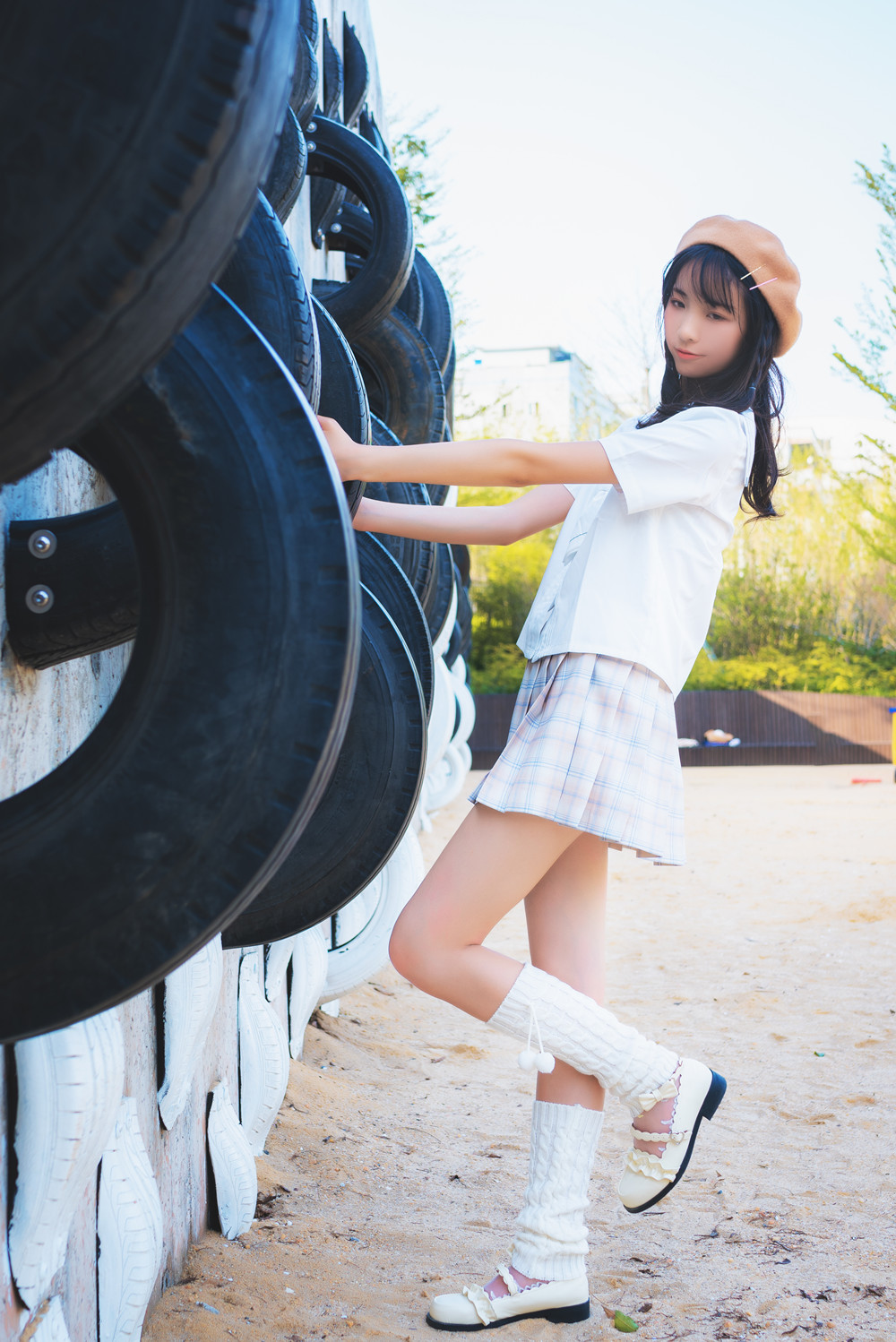 西瓜少女 VOL.001  白云森林短袖无外套 [39P-408MB]-微密空间-全网最全抖音网红铁粉空间觅圈