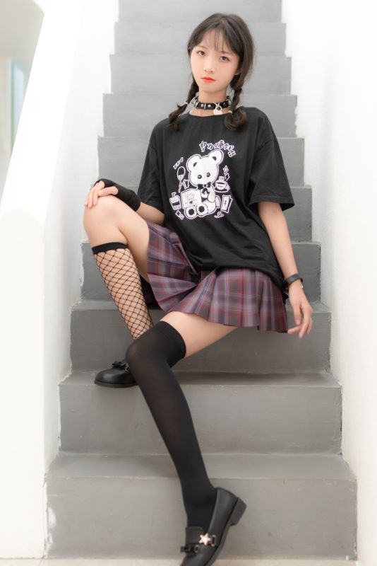 西瓜少女 VOL.026 JK双拼袜 [36P-231MB]-微密空间-全网最全抖音网红铁粉空间觅圈