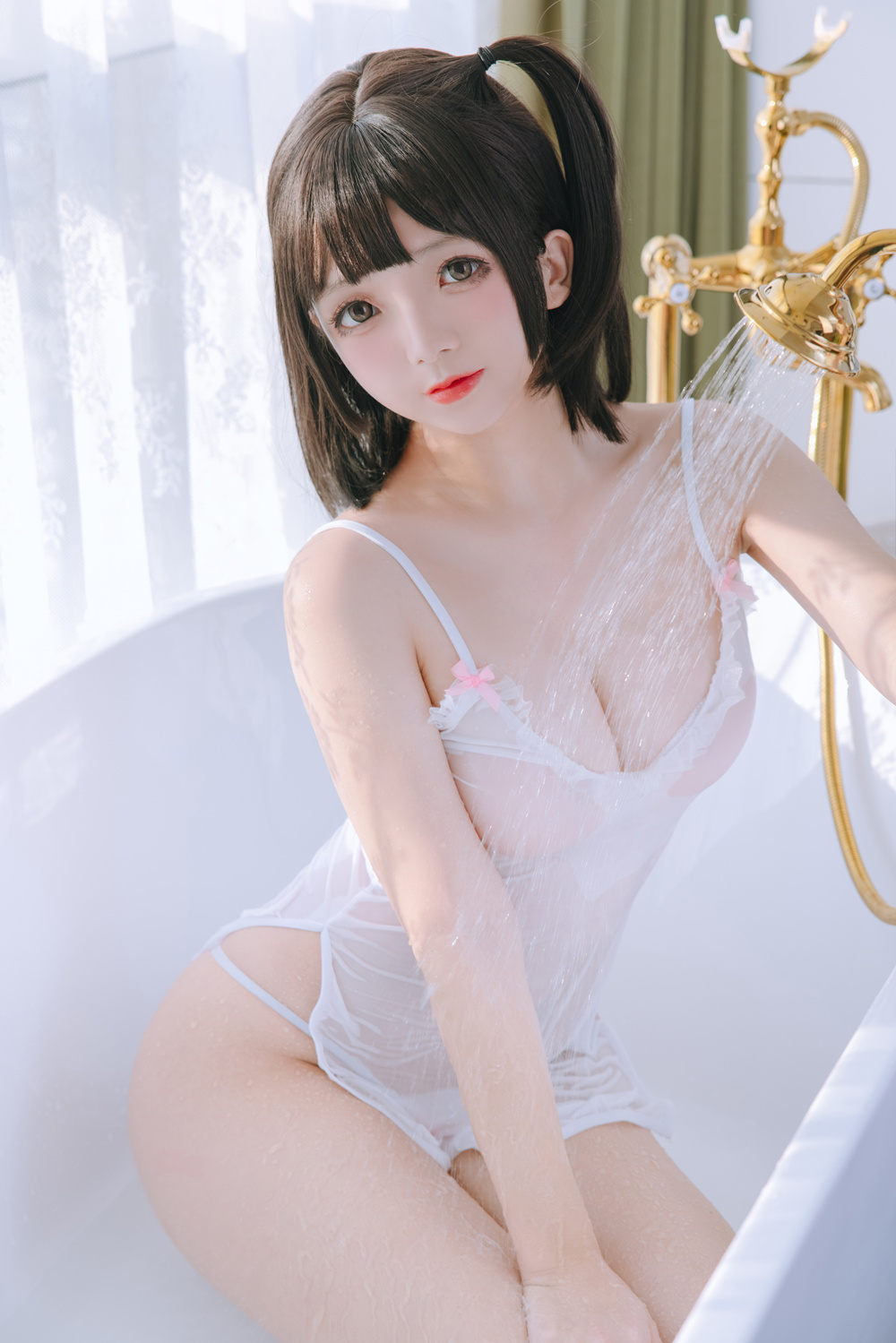 日奈娇 – 湿身小白裙 [97P1G]-微密空间-全网最全抖音网红铁粉空间写真