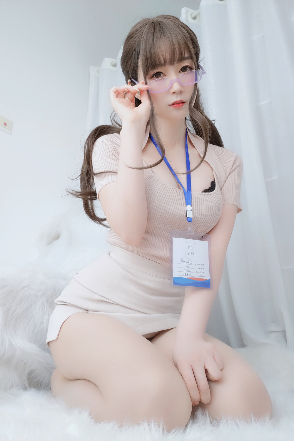 白银81 – 私人医生 [159P6V1.03G]-微密空间-全网最全抖音网红铁粉空间觅圈