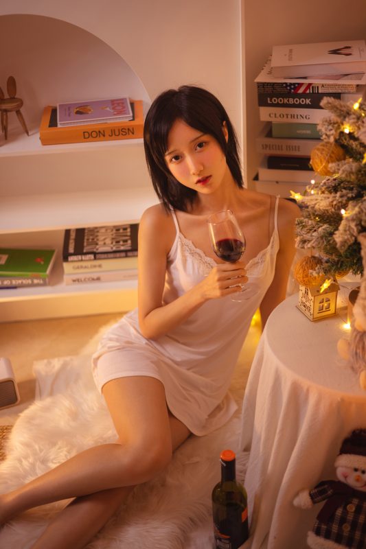 木绵绵OwO-红酒好喝[28P207MB]-微密空间-全网最全抖音网红铁粉空间觅圈