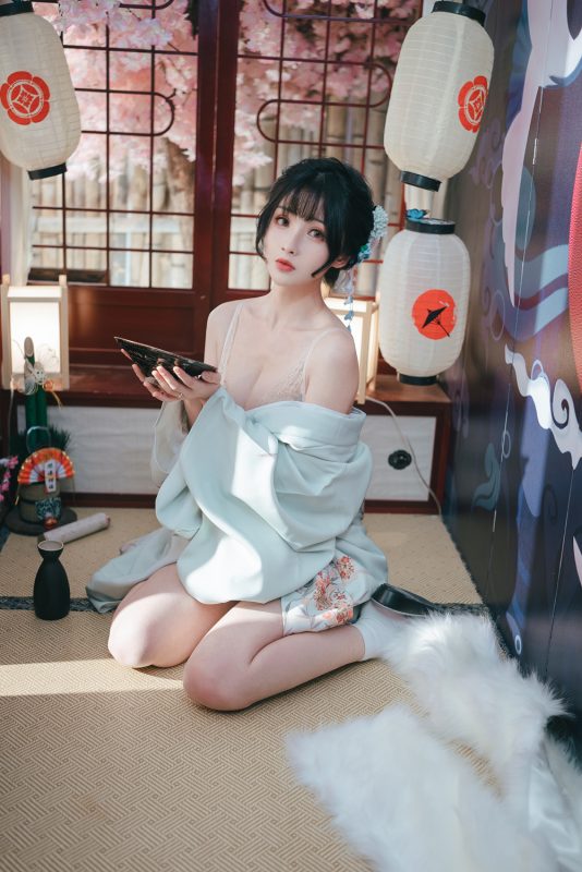 rioko凉凉子-温泉旅行[39P6V512MB]-微密空间-全网最全抖音网红铁粉空间觅圈